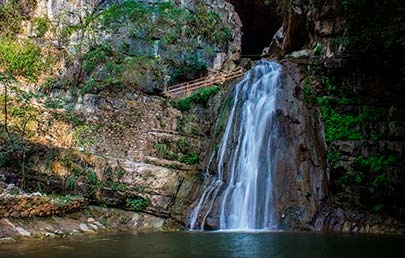El Chorreadero Waterfall Tourist Center